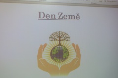 den-zeme-001